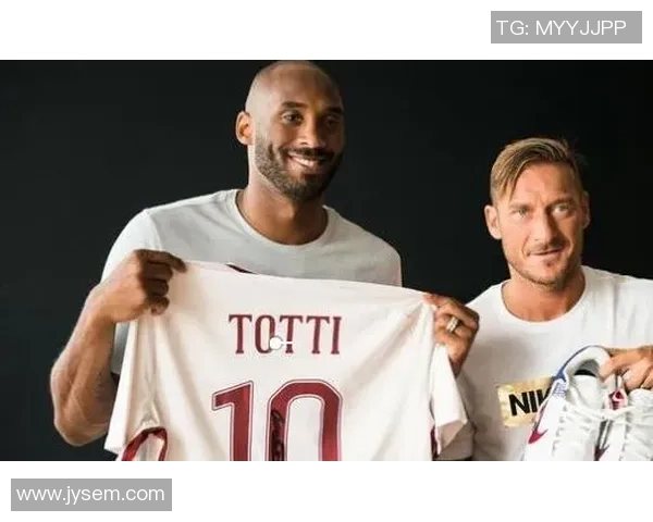 65号球衣足球明星的传奇故事与辉煌成就揭秘